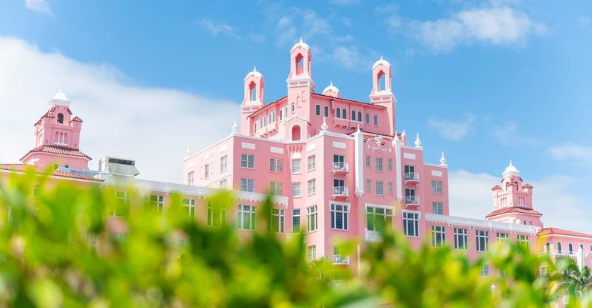 플로리다의 17 개의 독특한 리조트에 머물 가치가 있습니다