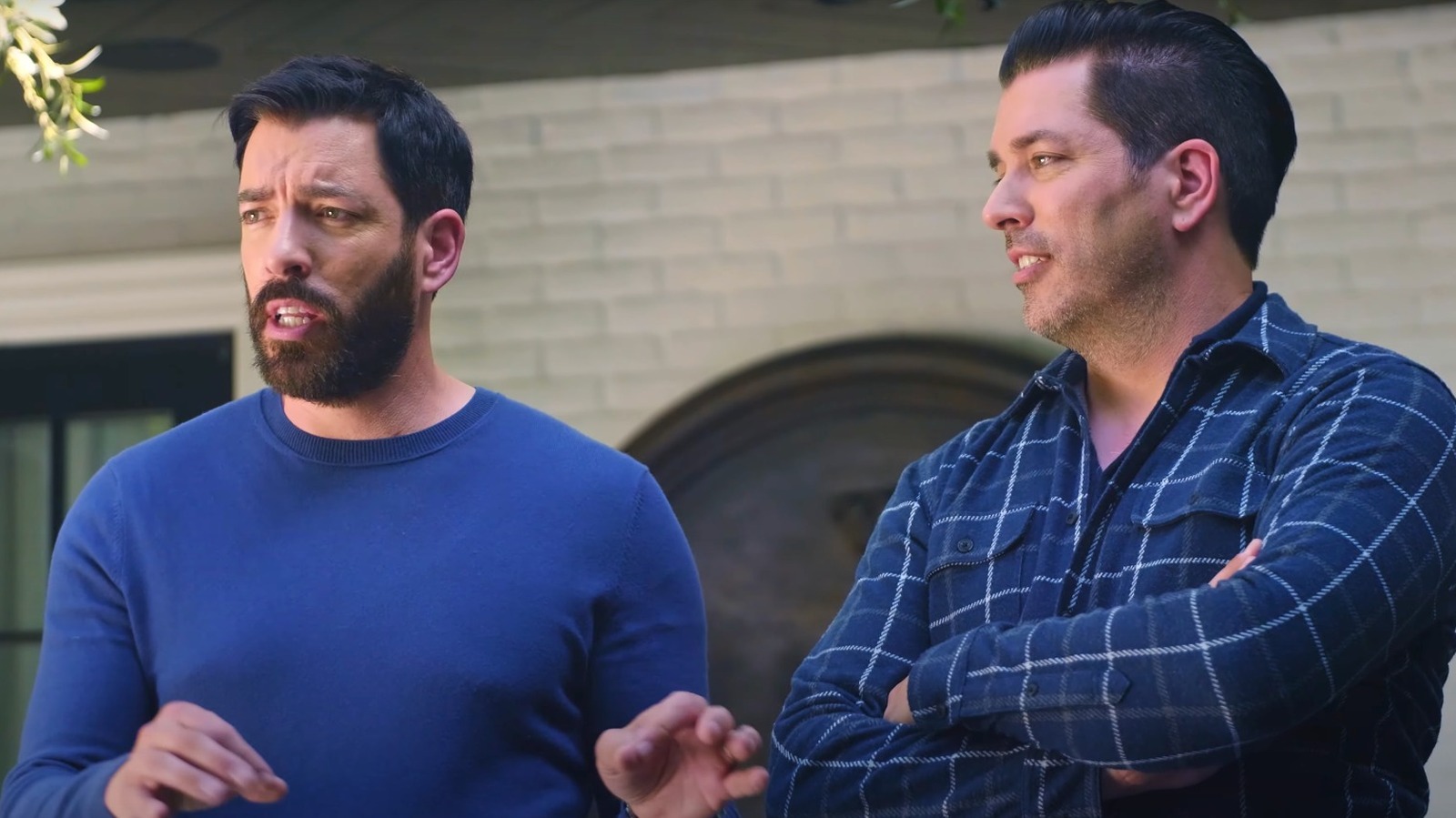 HGTV의 Property Brothers 의이 팁으로 파티오에 개인 정보를 추가하십시오.