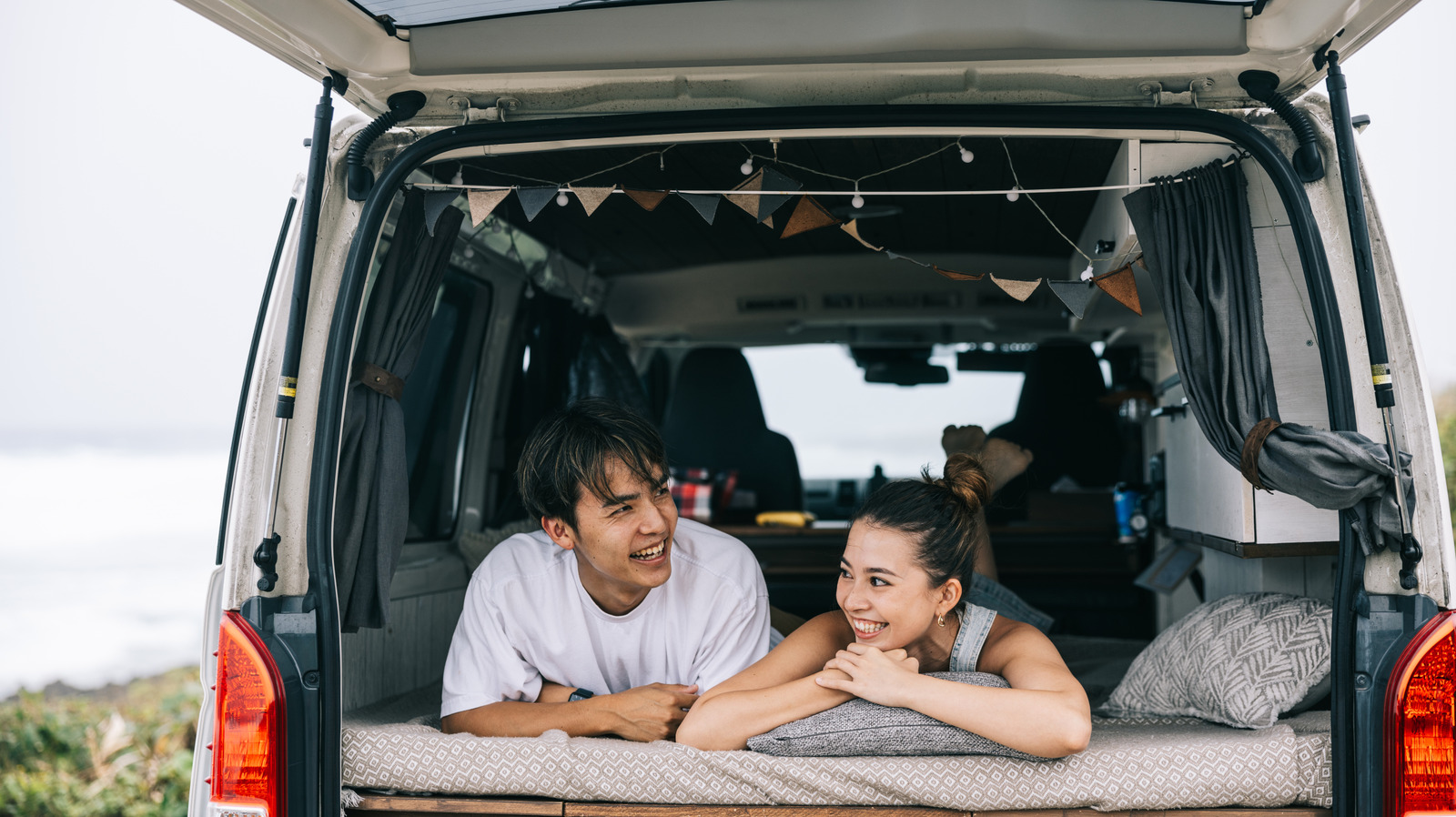 여행을 망치는 흔한 자동차 캠핑 실수를 피하세요